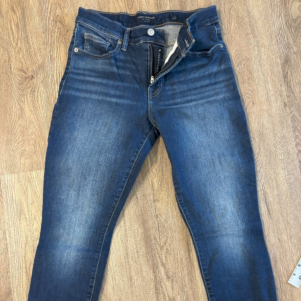 Lucky Brand  Mid Rise Skinny Ava 8/29R